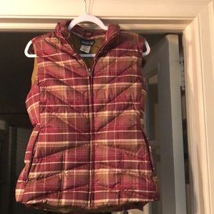 Patagonia puffer vest Plaid M. Detachable hoodie